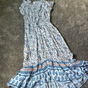 Women’s dress
